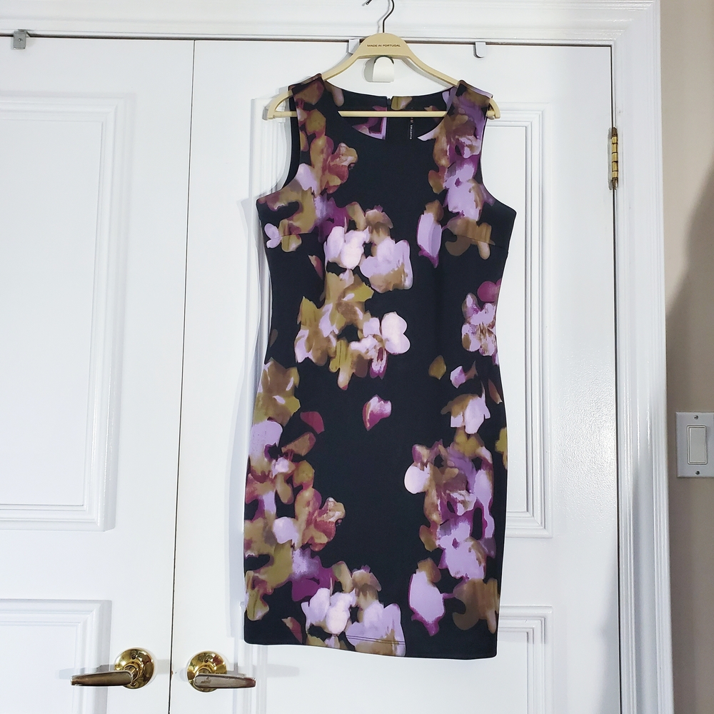 LORI M COLLECTION- Black Lavender Floral Sheath Dress - Picture 3 of 7
